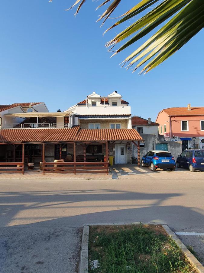 Apartment Marija เยเซรา ภายนอก รูปภาพ